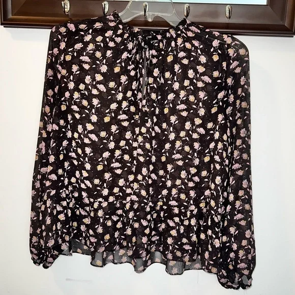Aakaa Ladies Black and Purple Flower Blouse Size Medium - Picture 1 of 5